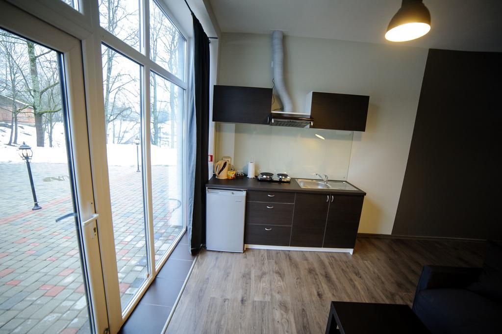 Hotel apartamentowy Gludas Grava *